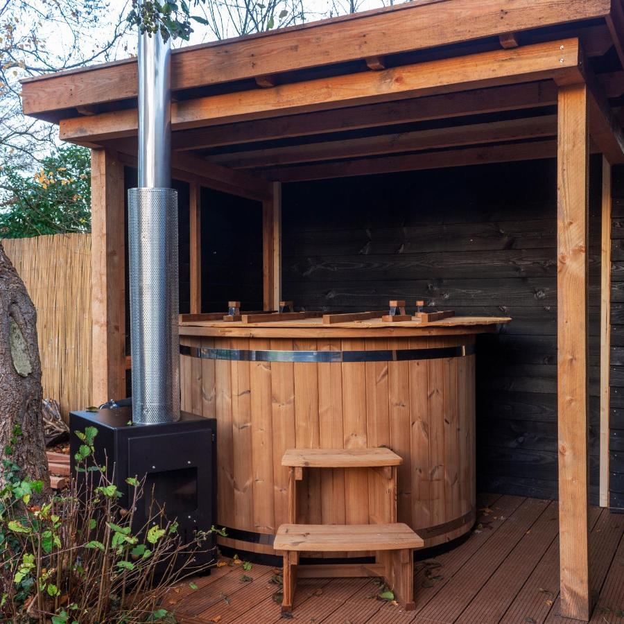 Casa Aan De Plas, B&B Met Sauna En Hottub Of Jacuzzi Nieuwkoop Exterior foto